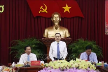 Chủ tịch Quốc hội Trần Thanh Mẫn thăm, chúc Tết Ban Thường vụ Thành ủy Cần Thơ.
