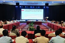 Đại diện Văn phòng điều phối Trung ương Chương trình mục tiêu quốc gia phát triển kinh tế-xã hội vùng đồng bào dân tộc thiểu số và miền núi (Ủy ban Dân tộc) phổ biến về Chương trình mục tiêu quốc gia phát triển kinh tế-xã hội vùng đồng bào dân tộc thiểu số và miền núi giai đoạn 2021-2030, giai đoạn I từ năm 2021 đến 2025.