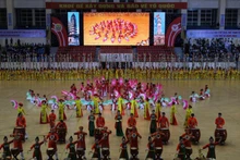 Chương trình nghệ thuật đặc sắc chào mừng Đại hội. 
