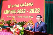 Chủ tịch Quốc hội Vương Đình Huệ phát biểu tại lễ khai giảng. (Ảnh: Duy Linh) 