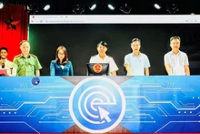 Hệ thống lựa chọn hóa đơn may mắn sáng 27/10 tại Cục Thuế Hải Phòng.