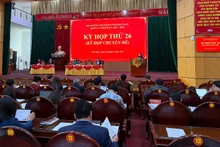 Kỳ họp đã thông qua 13 nghị quyết quan trọng. (Ảnh: TUẤN SƠN)