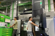 Hoạt động sản xuất của doanh nghiệp tại Khu công nghệ cao Hòa Lạc. 
