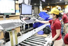 Sản xuất tại một công ty có vốn FDI trong Khu công nghiệp Amata, thành phố Biên Hòa, tỉnh Đồng Nai. (Ảnh THIÊN VƯƠNG) 