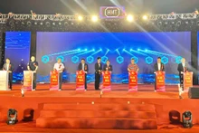 Đưa vào hoạt động Nhà máy Công nghệ vật liệu mới HMT Hải Phòng chuyên sản xuất bộ phận linh kiện an toàn thụ động xe ô-tô.