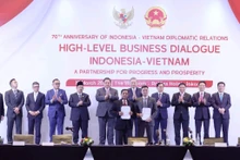 FPT và KMP Aryadhana trao đổi Hợp đồng khung trị giá 67 triệu USD trong chuyến thăm của Tổng Bí thư Tô Lâm tới Indonesia.