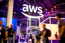 Logo công ty AWS của Amazon.