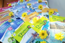Sách giáo khoa lớp 11 bộ Cánh Diều .