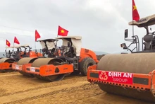 Tập đoàn Định An thi công dự án đường bộ cao tốc bắc-nam phía đông, đoạn Quốc lộ 45-Nghi Sơn.
