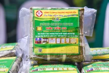 Bánh chưng xanh Hải Yến, Sóc Sơn, Hà Nội, sản phẩm OCOP 4 sao. (Ảnh: NHẬT QUANG)