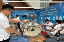 Giới thiệu thiết bị chế biến sau thu hoạch tại Sự kiện Kết nối công nghệ và Đổi mới sáng tạo năm 2024