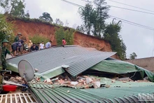 Hiện trường vụ sạt lở.
