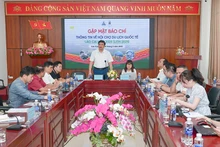 Sở Văn hóa, Thể thao và Du lịch tỉnh Lào Cai thông tin với các cơ quan báo chí về Hội chợ Du lịch Quốc tế Lào Cai năm 2025.