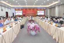 Quang cảnh Hội nghị triển khai Kế hoạch lấy ý kiến về dự thảo Nghị quyết sửa đổi, bổ sung một số điều của Hiến pháp năm 2013.