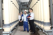 Kiểm toán tại Nhà máy xử lý nước Yên Sở. (Ảnh: THANH HÀ)