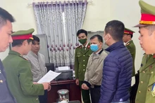 Công an Bắc Giang thi hành lệnh bắt tạm giam đối với Trương Văn Tư. 