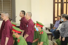 Các bị cáo tại phiên tòa.