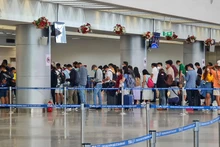 Ngành hàng không Việt Nam phục hồi ấn tượng nhờ lượng hành khách nội địa tăng trưởng mạnh trong thời gian vừa qua.