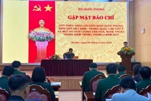 Quang cảnh buổi gặp mặt báo chí. (Ảnh: ĐỖ THOA)