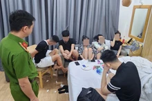 Các đối tượng sử dụng trái phép chất ma túy bị bắt giữ. (Ảnh: Công an cung cấp)