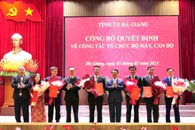 Tỉnh ủy Hà Giang công bố quyết định về công tác tổ chức bộ máy, cán bộ
