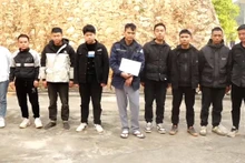 Các đối tượng bị bắt giữ tại Đồn Biên phòng Chi Lăng, Bộ đội Biên phòng tỉnh Lạng Sơn.