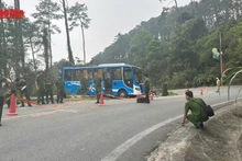Tai nạn xe du lịch ở Tam Đảo: 3 người tử vong, 14 người bị thương