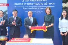 Tiếp nhận 10 hiện vật Hoa Kỳ trao trả cho Việt Nam