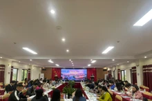 Các đại biểu dự tọa đàm “Tư vấn xây dựng chương trình du lịch - Lai Châu City tour”.