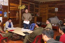 Công tác luân chuyển cán bộ vừa tạo môi trường rèn luyện cho cán bộ, vừa tăng cường nguồn lực cho cơ sở còn gặp khó khăn.