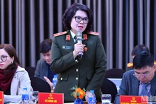 Các đại biểu thảo luận, cho ý kiến về một số nội dung liên quan đến chính sách cho thanh niên xuất ngũ tại Hội nghị.