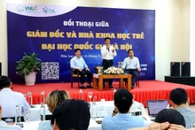 Giám đốc Đại học Quốc gia Hà Nội giải đáp những ý kiến của các nhà khoa học trẻ.