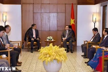 Chủ tịch Quốc hội Trần Thanh Mẫn tiếp Đại sứ Nhật Bản tại Việt Nam Ito Naoki. (Ảnh: Doãn Tấn/TTXVN)