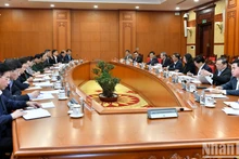 Đồng chí Trần Cẩm Tú, Ủy viên Bộ Chính trị, Thường trực Ban Bí thư chủ trì giao ban với các ban đảng, các văn phòng, các đảng ủy và một số cơ quan ở Trung ương.