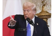 Tổng thống Mỹ Donald Trump phát biểu trong cuộc họp báo tại Nhà Trắng. (Ảnh: Kyodo/TTXVN)