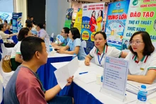 Hoạt động tư vấn tuyển dụng tại Phiên giao dịch việc làm.