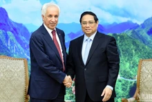 Thủ tướng Phạm Minh Chính đón Quốc vụ khanh Bộ Ngoại giao Nhà nước Qatar Soltan Bin Saad Al-Muraikhi.