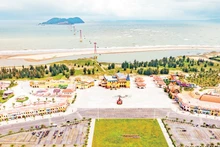 Khu giải trí VinWonders Cửa Hội, điểm nhấn thu hút du khách tại phố biển Cửa Lò.