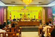 Toàn cảnh buổi họp báo.