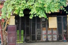 Ủy ban nhân dân tỉnh Quảng Nam đình chỉ hoạt động 3 tháng đối với tiệm Bánh mì Phượng.