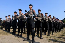Cảnh sát Indonesia. (Ảnh: AFP/TTXVN)