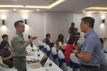 Chuyên gia cao cấp về an toàn thông tin của VNISA Ngô Việt Khôi trao đổi với khách mời.