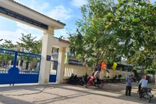 Tình trạng lạm thu đầu năm học tại Trường tiểu học Quảng Phú 2, thành phố Quảng Ngãi khiến phụ huynh bức xúc.