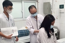 Bệnh nhân ngộ độc khí CO tại căn bếp ở Hà Nội.