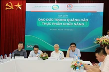 Chủ tọa cuộc tọa đàm "Đạo đức trong quảng cáo thực phẩm chức năng".