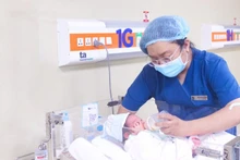Hạnh phúc đón con sau 5 lần hỏng thai do rối loạn chuyển hóa bẩm sinh