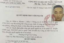 Ảnh Quyết định truy nã đối tượng Phạm Ngọc Hùng (ảnh do CA cung cấp)