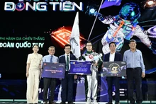 Đoàn Quốc Duy (Trường đại học VinUni) chính thức trở thành “Ngôi sao Vũ trụ Đồng tiền của năm 2024”.