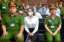 Các bị cáo tại phiên xét xử.