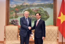 Phó Thủ tướng, Bộ trưởng Ngoại giao Bùi Thanh Sơn tiếp Bộ trưởng Ngoại giao Chile Alberto Van Klaveren